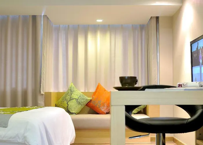 Nantra Retreat And 酒店 曼谷