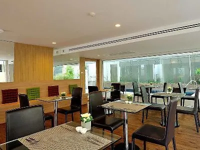 Nantra Retreat And 3*