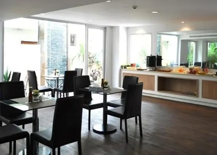 Nantra Retreat And 酒店 曼谷