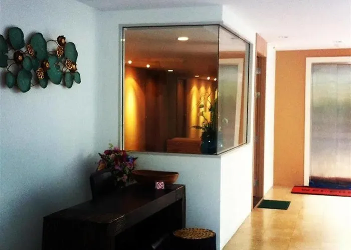Nantra Retreat And 酒店 曼谷
