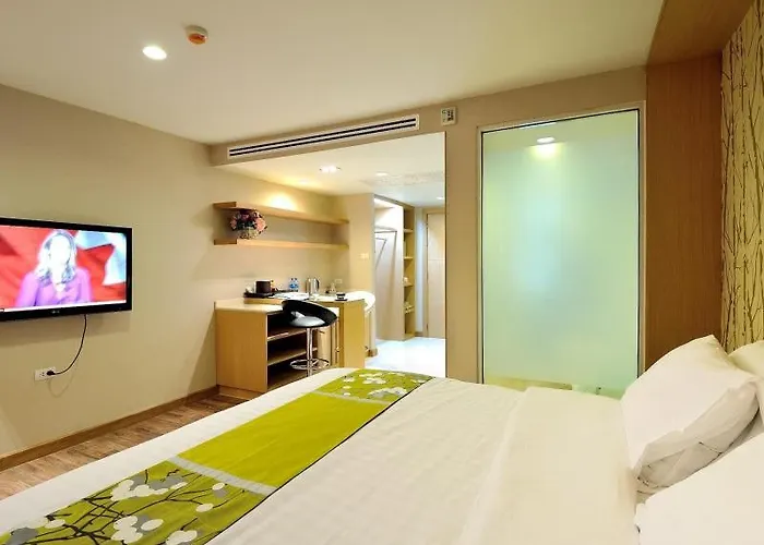 Nantra Retreat And 曼谷